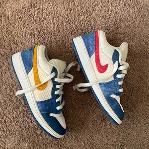 L@@K! Kids Jordan 1 Low SE Distressed Denim Sneaker 4Y